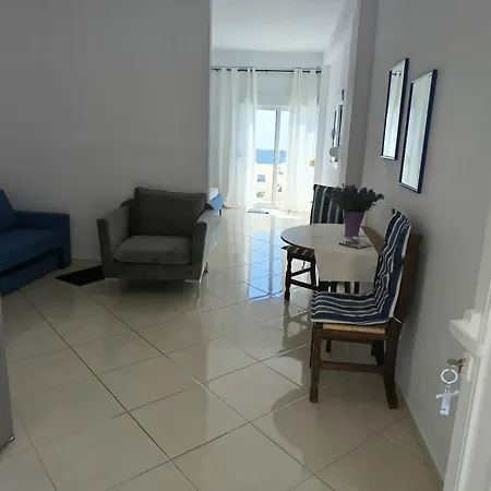 Nikolari Apartmanhotel 3*